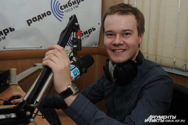 Ведущие радио 3 в омске фото